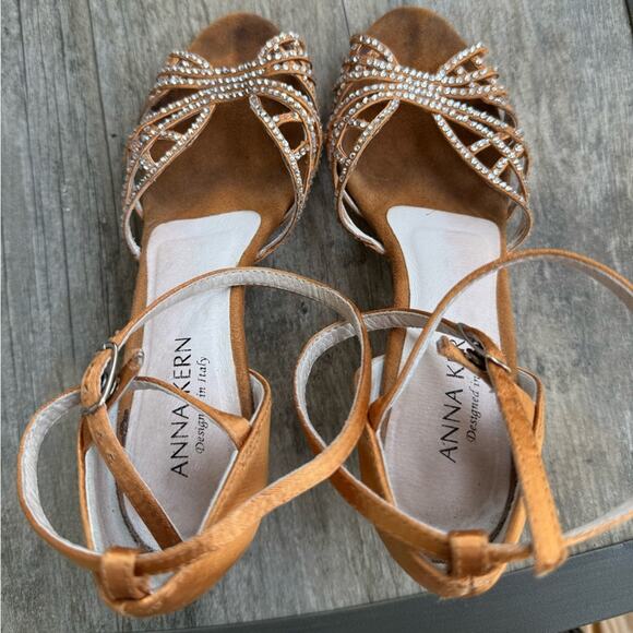 Anna Kern Professional Latin Dance Shoes - Nude Satin Size 6 US/ UK 3.5 - Picture 3 of 15